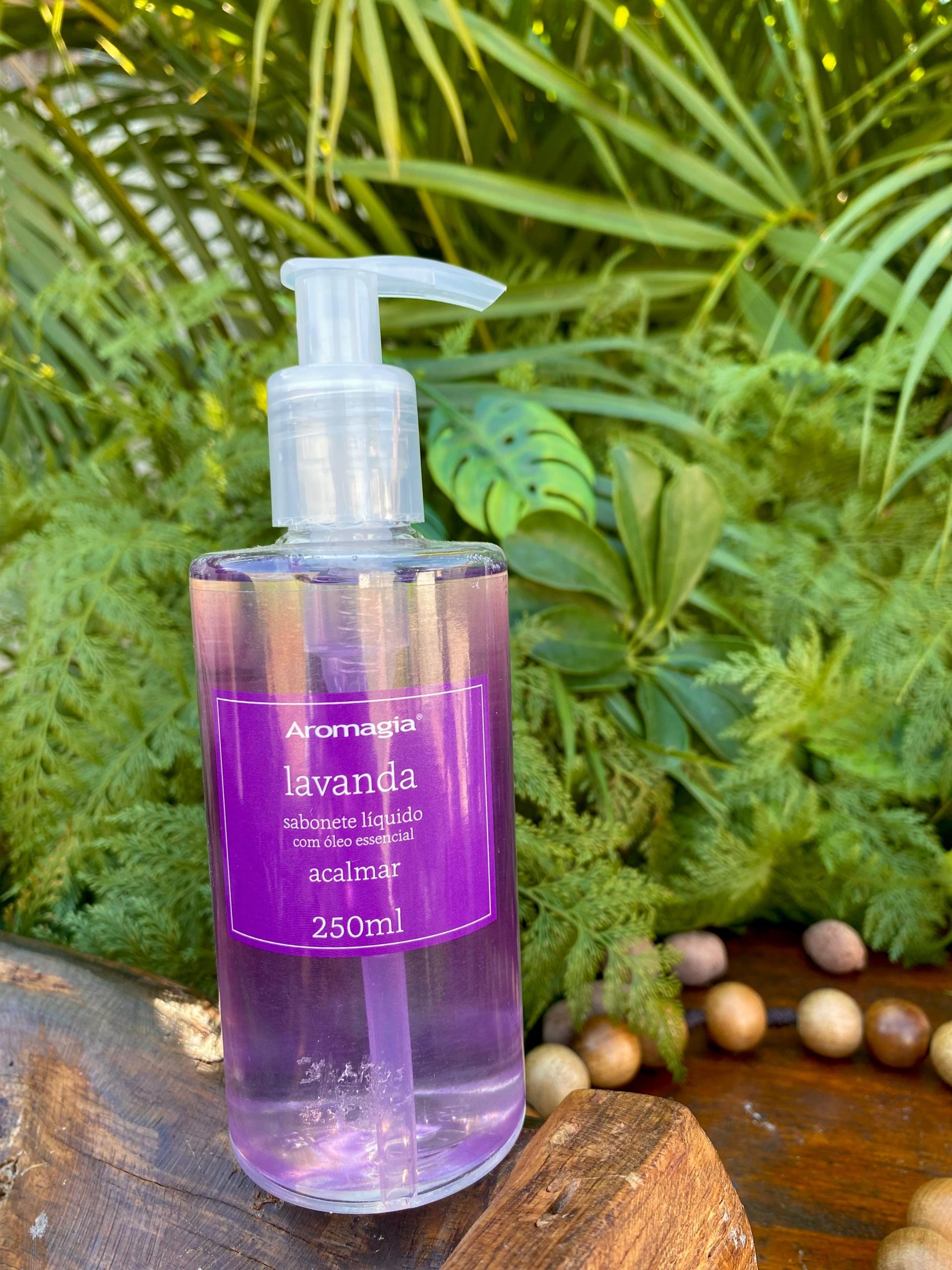 Sabonete Líquido com Óleos Essenciais, para as Mãos Aromagia - Lavanda 250ml
